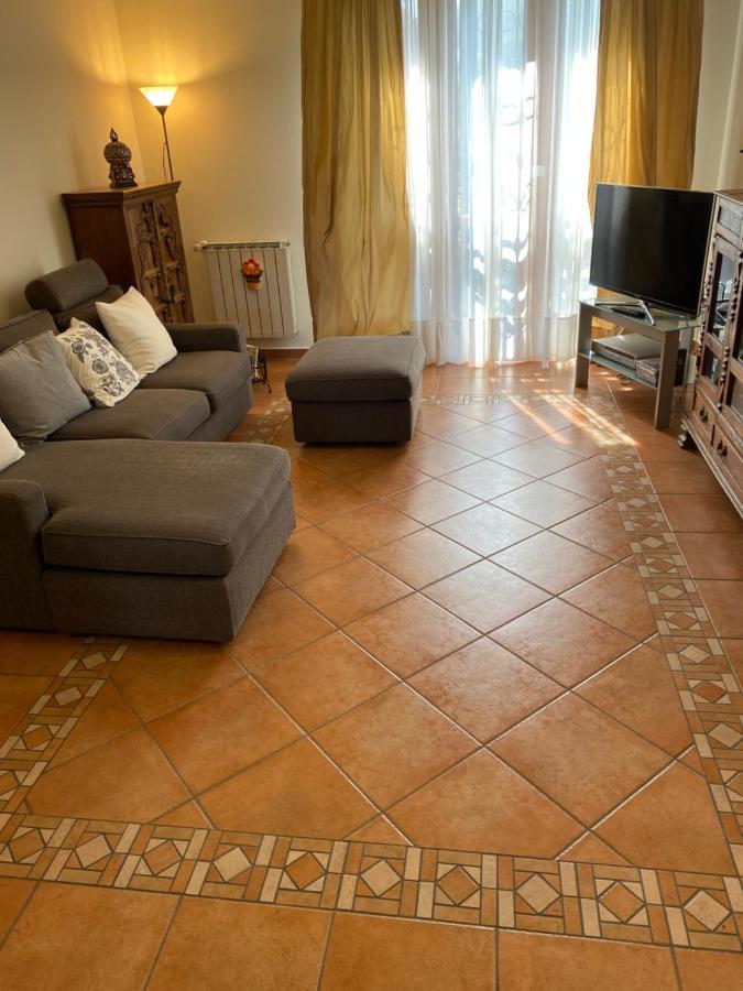 Accanto A Firenze Prato  Eksteriør billede
